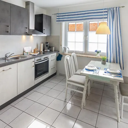 Kleine Moewe Apartament *